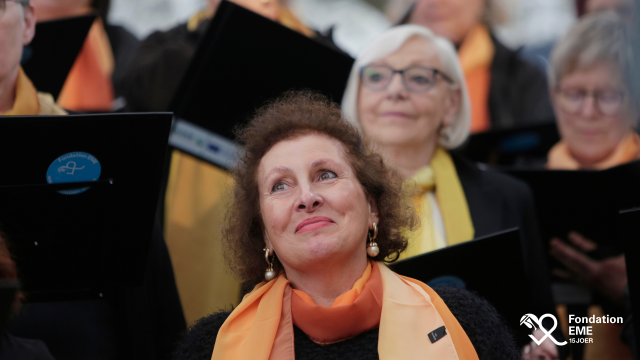 femme qui sourit